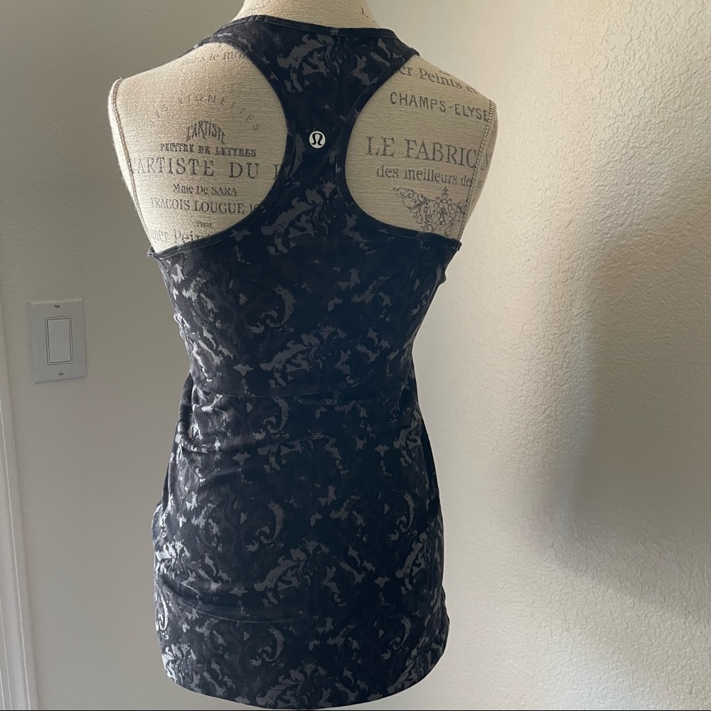 Lululemon razor back yoga tank